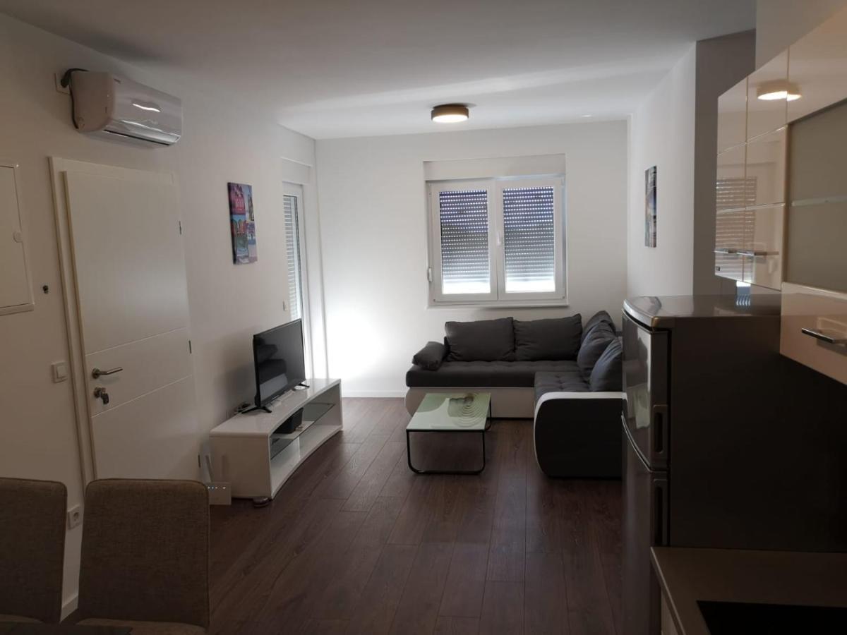 Appartement Navis à Supetarska Draga Extérieur photo
