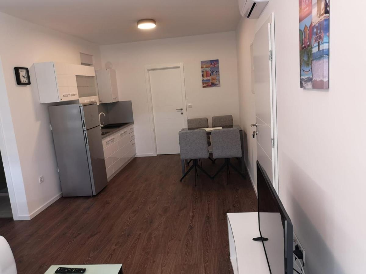 Appartement Navis à Supetarska Draga Extérieur photo