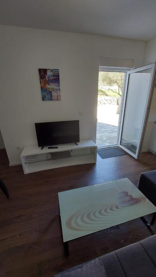 Appartement Navis à Supetarska Draga Extérieur photo